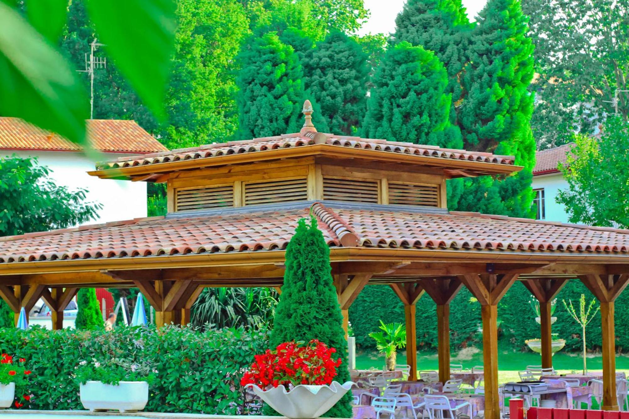 Hotel Restaurant Txistulari Itxassou Εξωτερικό φωτογραφία